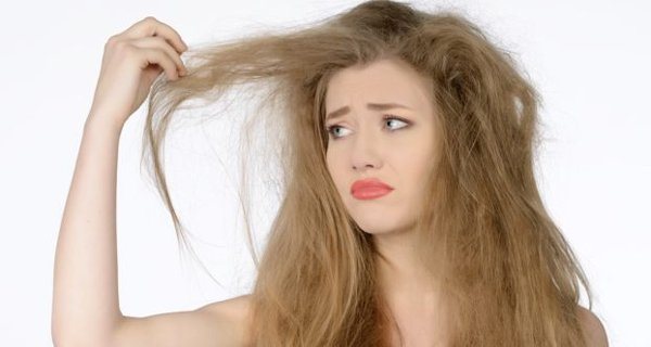 Kodėl reikia kirpti plaukų galiukus