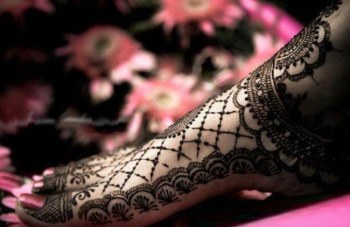 Mehendi - nó là gì. Hình vẽ Henna trên cơ thể cho người mới bắt đầu. Bản phác thảo, thiết kế hình xăm