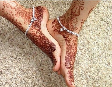 Mehendi: què és. Dibuixos de henna al cos per a principiants. Esbossos, dissenys de tatuatges