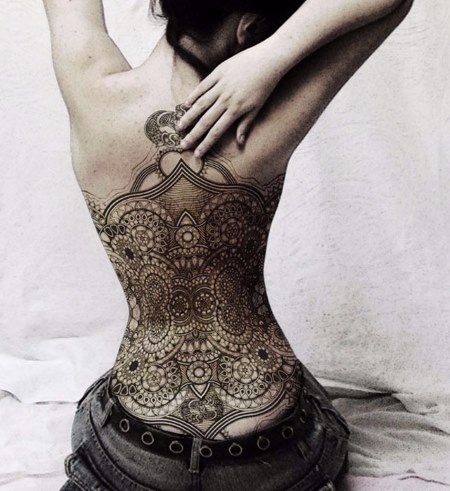 Mehendi - vad är det? Henna ritningar på kroppen för nybörjare. Skisser, tatueringsmönster