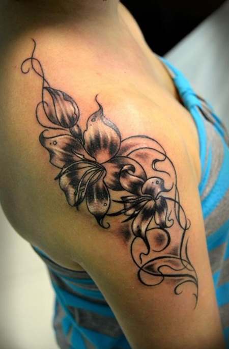 Tetovējums meitenēm uz rokas. Roku tetovējumu fotogrāfijas, skices, zīmējumi