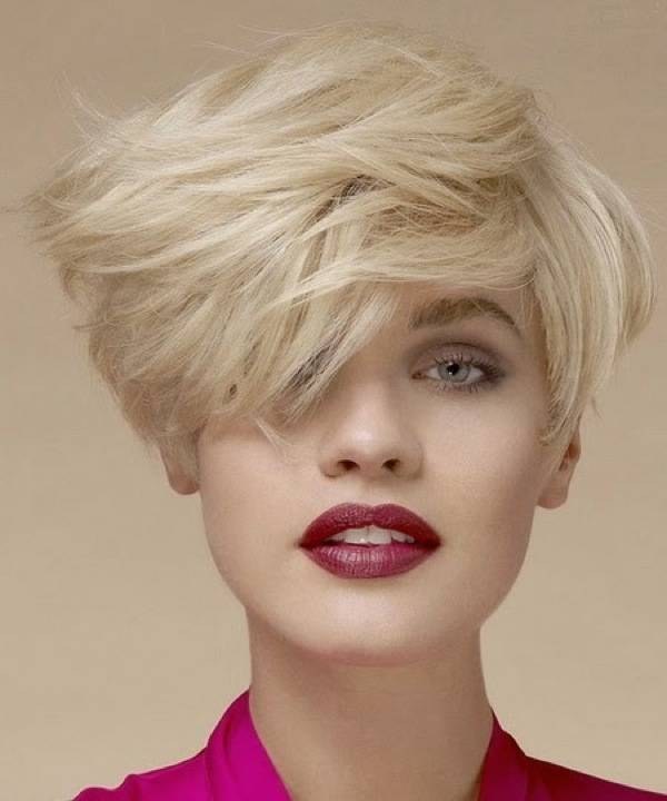 Korta hårklippningar för kvinnor för tunt hår. Bilder, titlar, efter 30, 40, 50 år