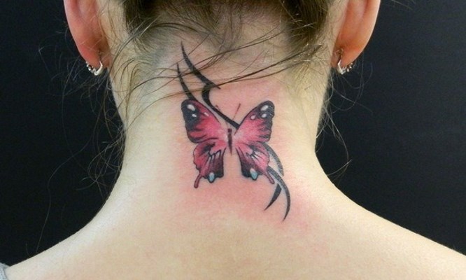 Tatuaż na szyi dla dziewczynek. Zdjęcia, znaczenie, szkice, wzory kobiecych tatuaży, napisy, małe tatuaże