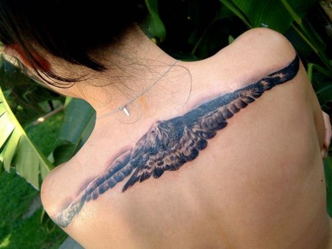Tatuaggio sul collo per ragazze. Foto, significato, schizzi, modelli di tatuaggi femminili, iscrizioni, piccoli tatuaggi