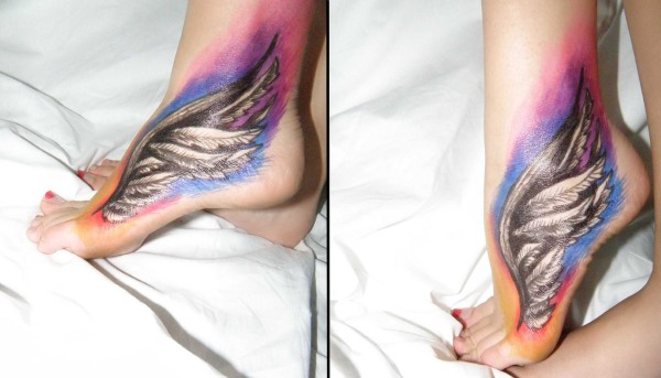 Tattoo Wings (skrzydło) na plecach - czyli dla dziewcząt i mężczyzn. Zdjęcie