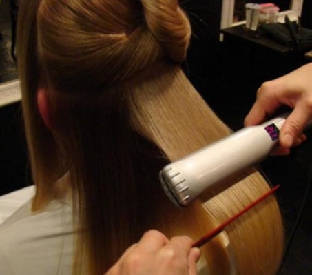 Styling pour cheveux moyens. Instructions étape par étape pour des coiffures rapides et belles à la maison