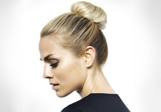 Účesy pro střední vlasy. DIY módní styling - podrobné pokyny s fotografií