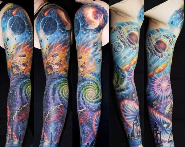 Tetování rukávů pro dívky: černá a bílá, barva, vesmír, biomechanika, Japonsko, Polynésie, drak, les, květiny, Chicano, vlk, stará škola, samuraj. Kolik stojí tetování