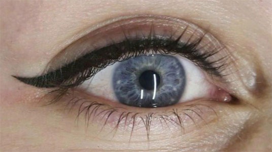 Tetovaža strelice na očima. Fotografija. Oblici za povećanje malih očiju, velike, tanke, duge, široke, orijentalne