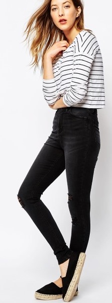 Černé džíny s vysokým pasem. Co na sebe, co koupit pro ženy, pro dívky