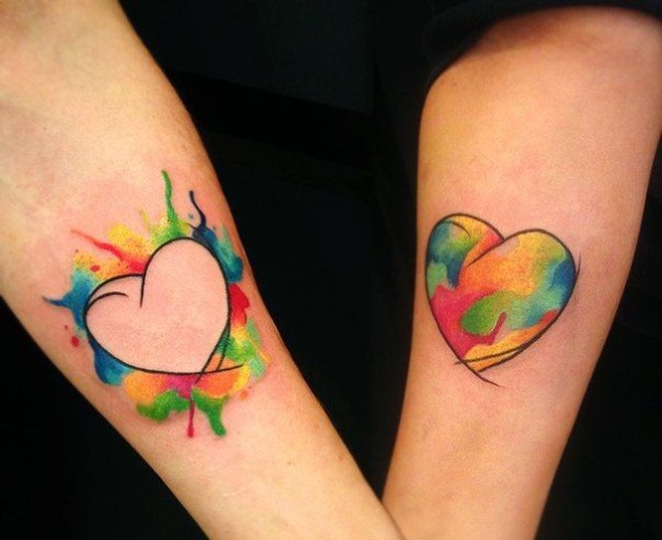 Tatuajes emparejados para dos amantes, para novias, hermanas. Pequeños bocetos, ideas de letras