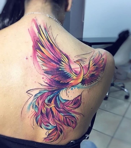 „Phoenix“ tatuiruotė. Reiškia mergaitėms ant riešo, rankos, nugaros, kojos. Nuotraukos, eskizai