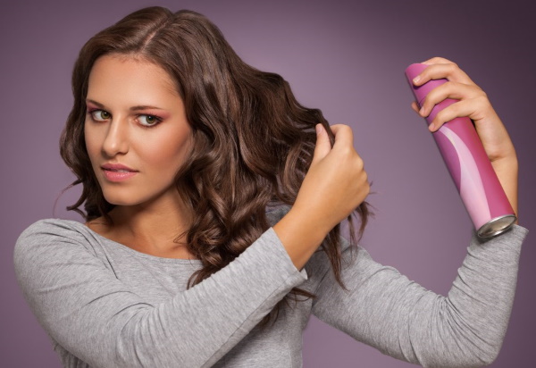 Fryzury falowane dla średnich włosów. Zdjęcie, jak zrobić z grzywką i bez