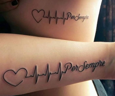 Tetovējumi pāris mīļotājiem ar nozīmi, uzraksti, fotogrāfijas ar dekodēšanu
