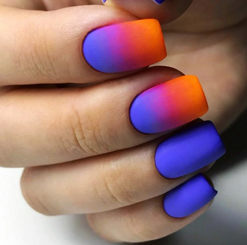 Gabungan warna dalam manicure. Foto, meja, palet, reka bentuk pelbagai warna, ombre, perancis